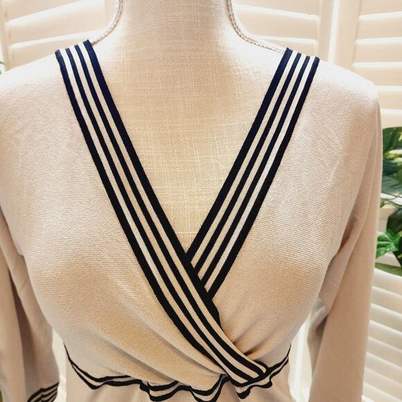 MAXMARA BLACK/CREAM MAGILA V NECK SWEATER SIZE LARGE - Picture 8 of 8